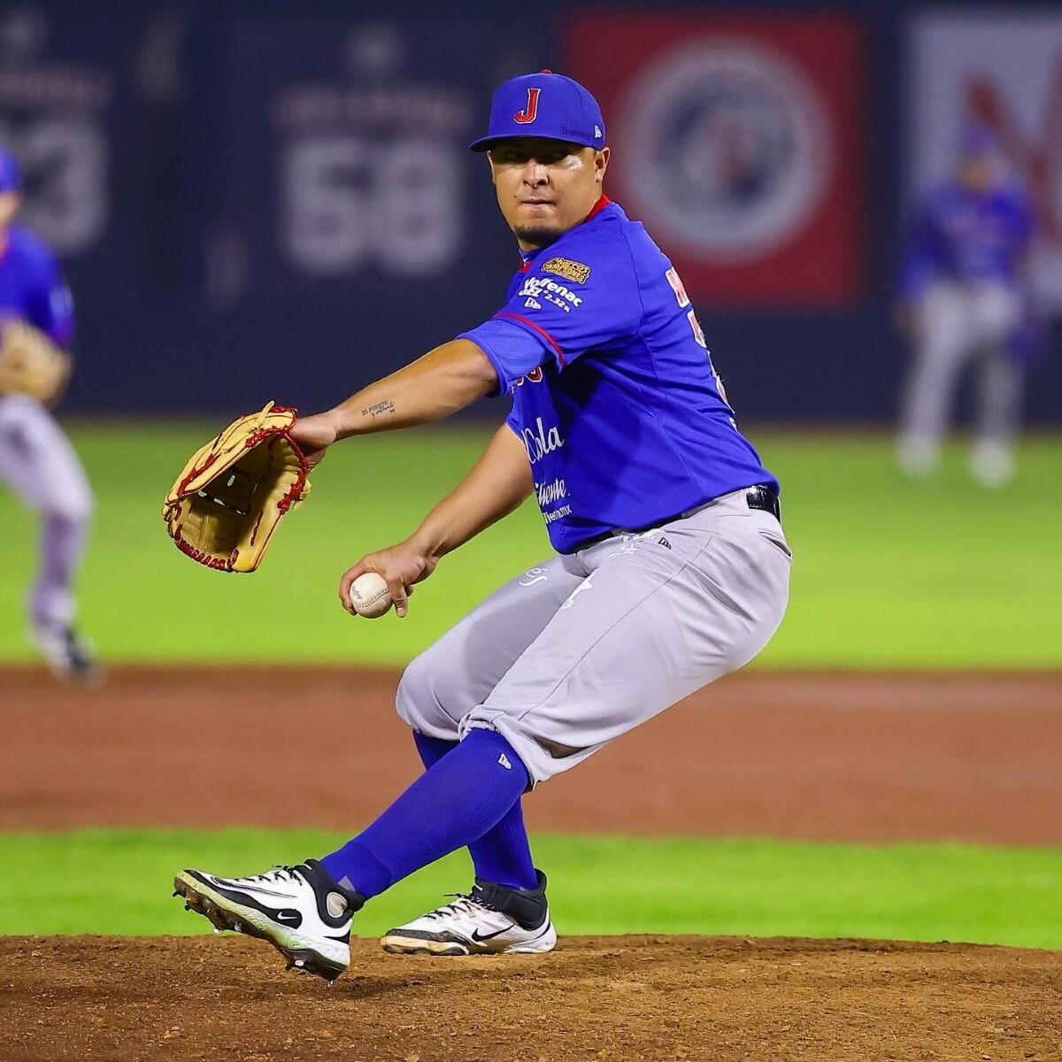 Ronald Medrano encabeza la rotación de abridores de los Charros 