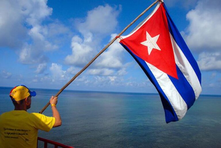 Cuba responde a agresión de una lancha rápida en su territorio marítimo