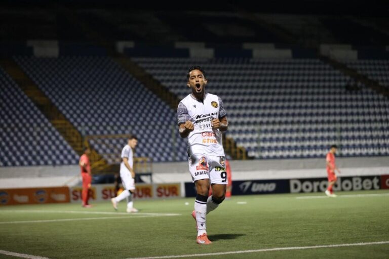 Walter Ferretti vs Diriangén en Liga Primera este martes