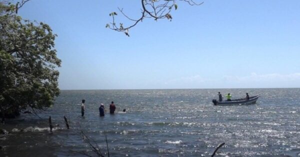 Hallan muerto a pescador desaparecido en el Lago Cocibolca