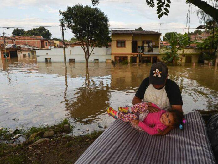 Fuertes lluvias cobran la vida de más de 20 personas, en Colombia