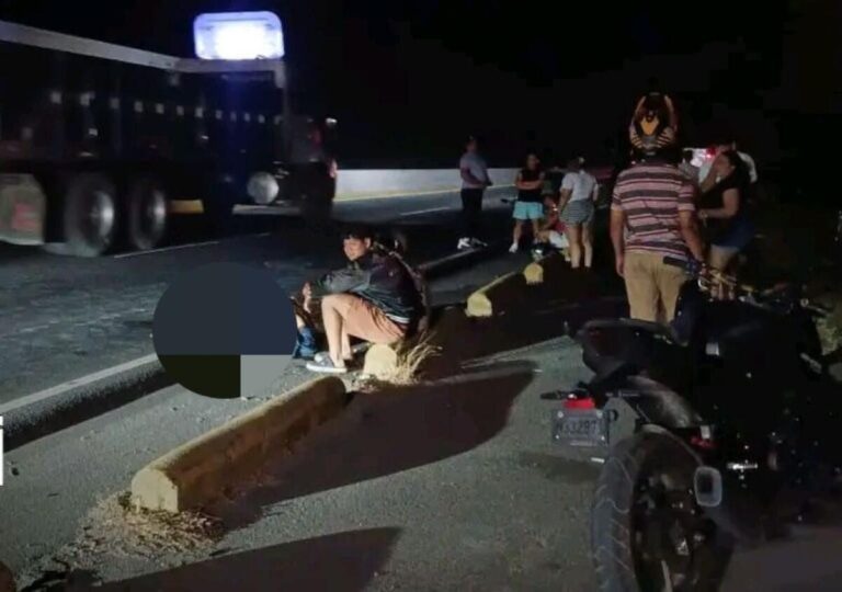 Camión impacta motocicleta y mata a pasajera en Tipitapa