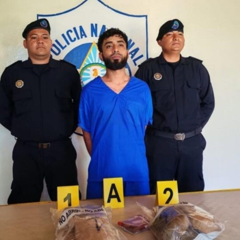 Policía atrapa a sujeto con casi 8 libras de marihuana en la ciudad de Rivas