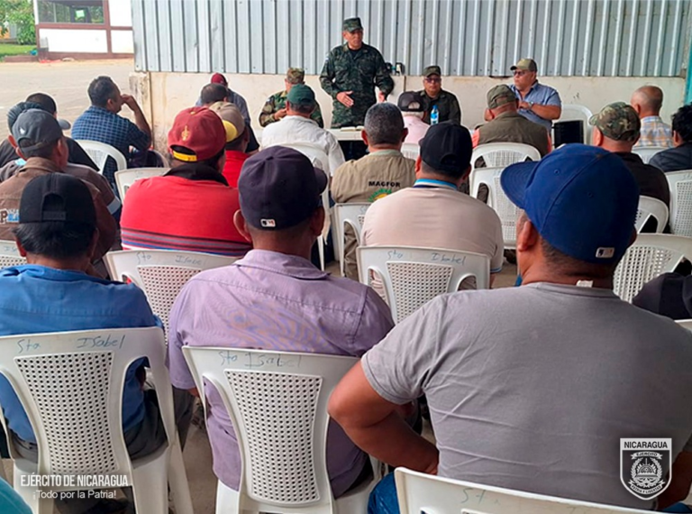 Ejército de Nicaragua y cafetaleros jinoteganos evalúan Plan de Protección y Seguridad