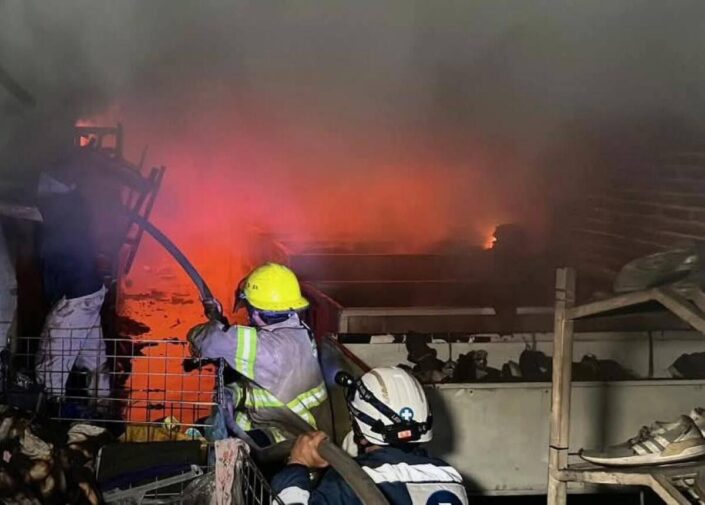 Incendio en tienda de ropa usada en Jinotega deja pérdidas