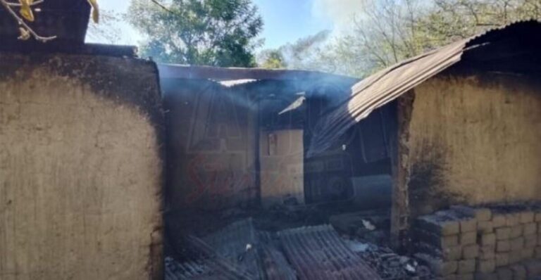 Madriz: investigan a sujeto por supuestamente incendiar la casa de su mamá en Telpaneca