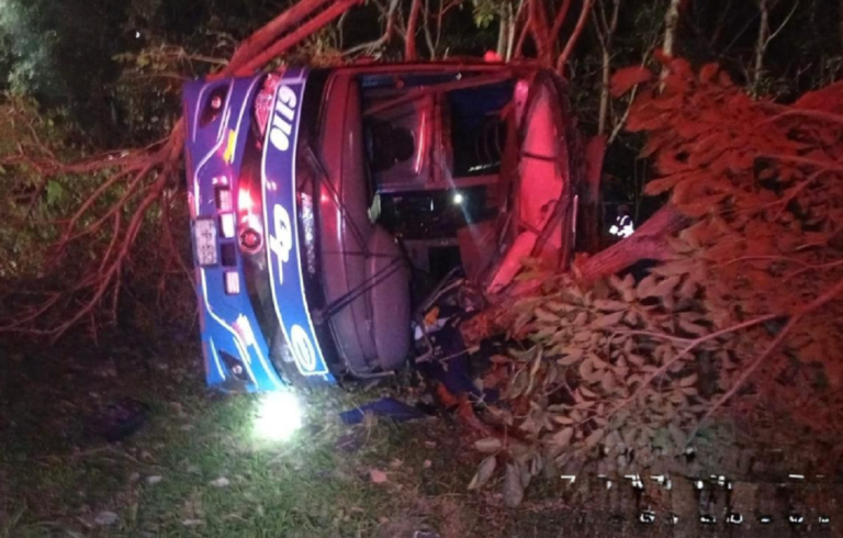 Accidente vial deja seis personas fallecidas en vía Ibagué – Bogotá