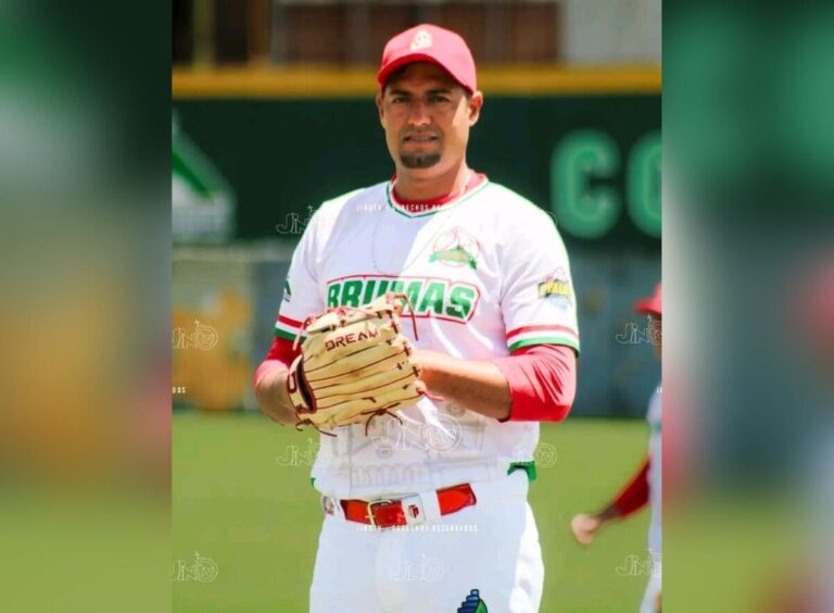 Elías Gutiérrez lanzó el 8vo Juego Perfecto en la historia, ninguno es de 9 entradas