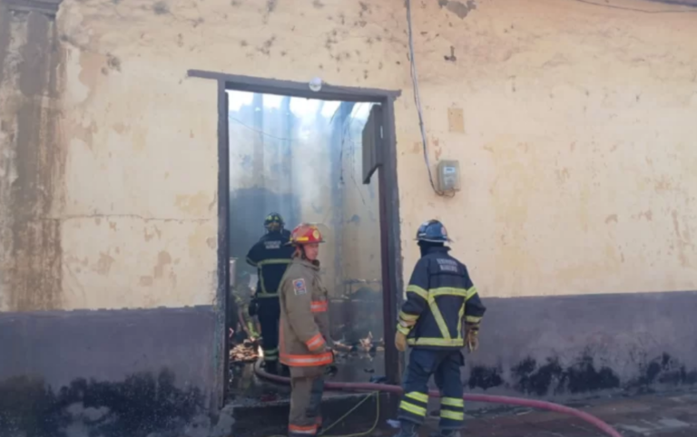 Hombre de la tercera edad muere 13 días después de incendiarse su vivienda en León