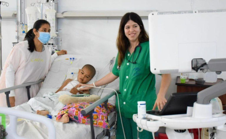 Realizan exitosa jornada de cirugía a corazón abierto a 13 niños en el Hospital La Mascota