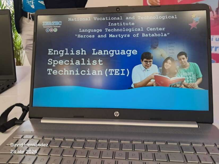 Nicaragua refuerza futuro profesional con Educación Bilingüe