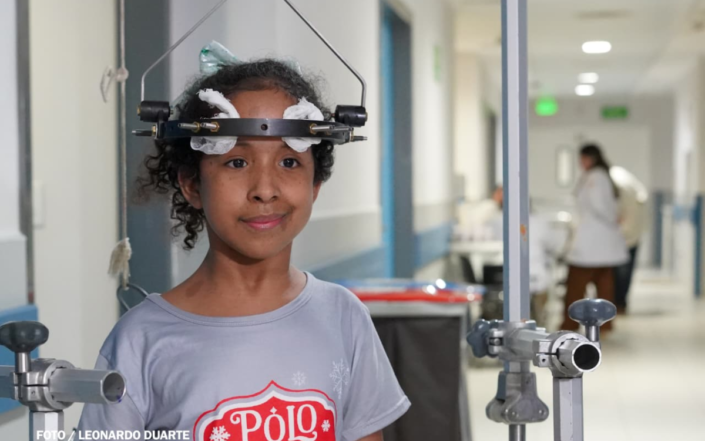 Alexa Mairena, de 9 años, operada gratis por brigada EEUU