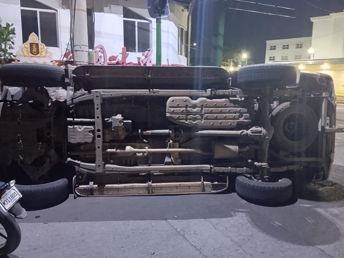 Grave vuelco en Hotel Seminole: 6 universitarios heridos