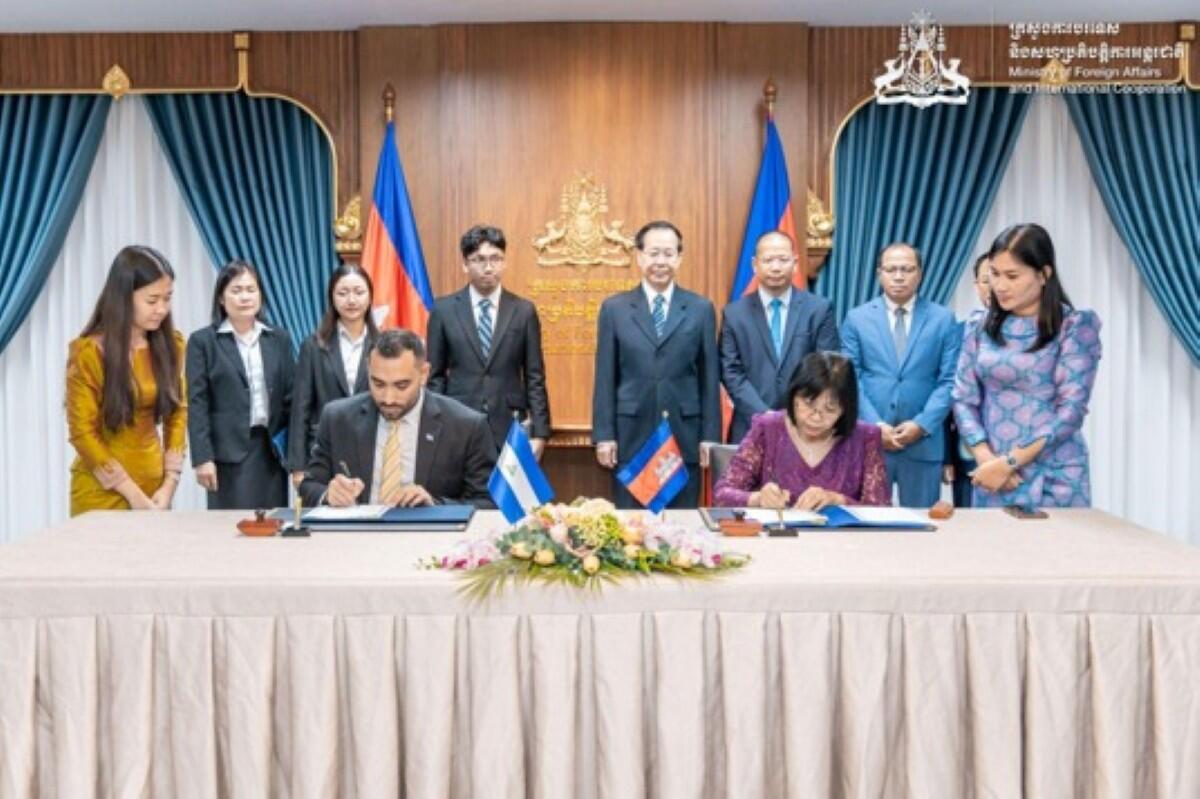 Nicaragua firma acuerdos con Camboya en Phnom Penh
