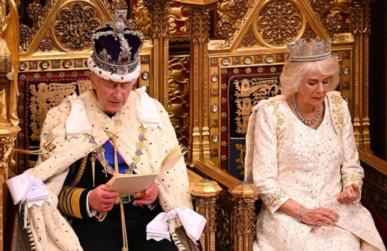 Embajador de Nicaragua saluda a los Reyes Británicos en Londres