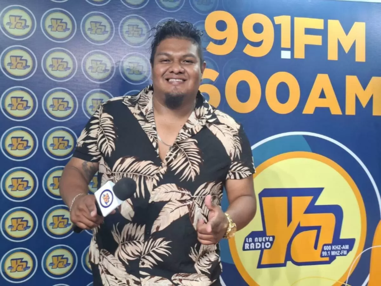 El Príncipe del Chinamo llegó a Tu Nueva Radio Ya promocionando “El Meneíto”