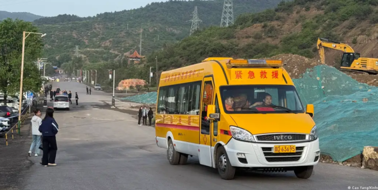 China: explosión en una mina de carbón deja al menos 90 muertos y varios desaparecidos
