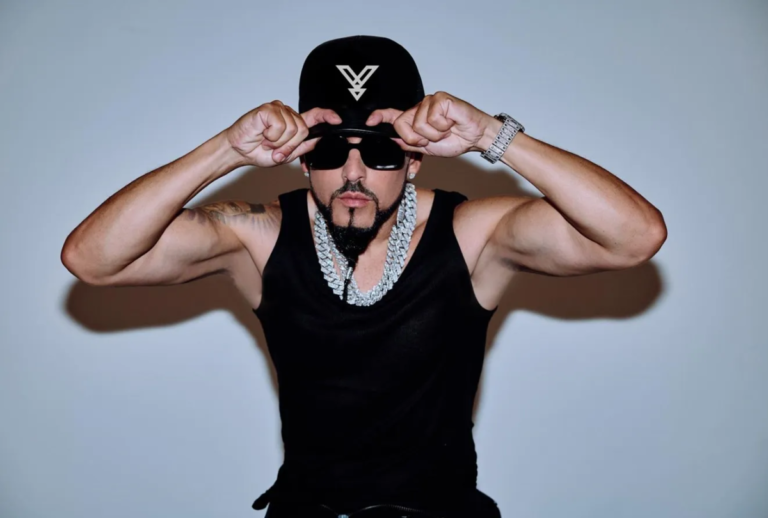 Yandel llega mañana al Estadio Soberanía con su espectáculo “Yandel Sinfónico” acompañado de Camerata Bach