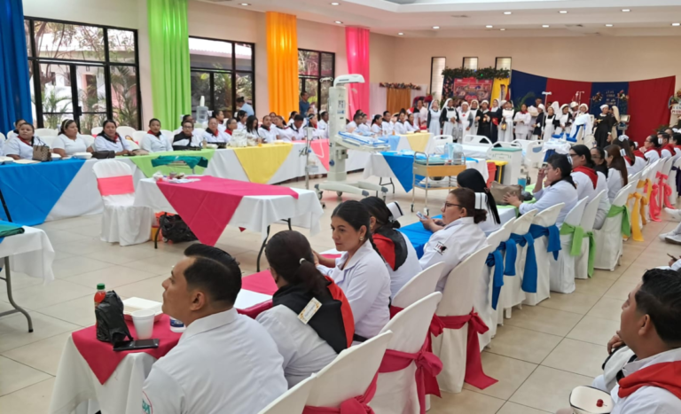 Celebran XI Encuentro Nacional de la Familia de Enfermería Albino Acosta Martínez