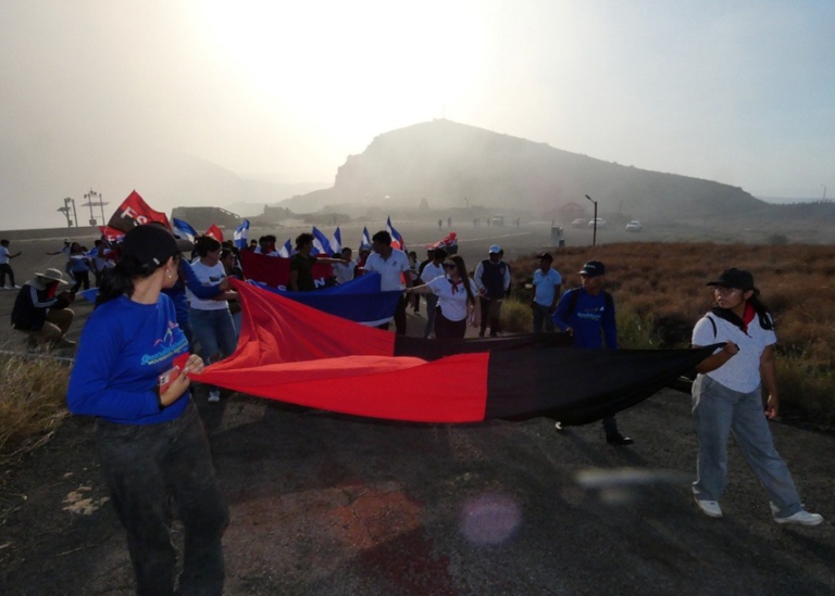 MARENA realiza senderismo en Volcán Masaya en saludo al Día de la Dignidad Nacional
