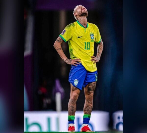 Neymar fuera dos semanas por lesión y peligra su participación en el Mundial