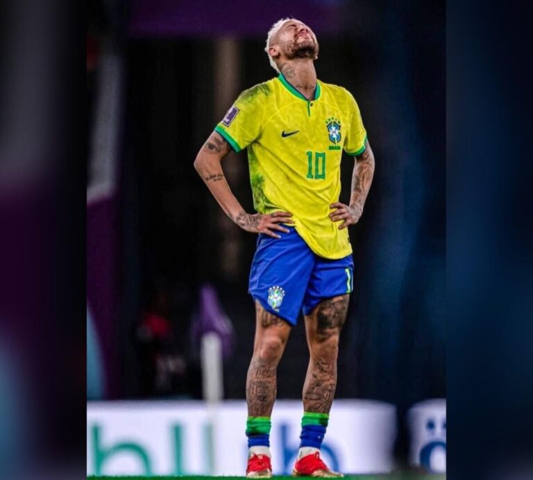 Neymar fuera dos semanas por lesión y peligra su participación en el Mundial