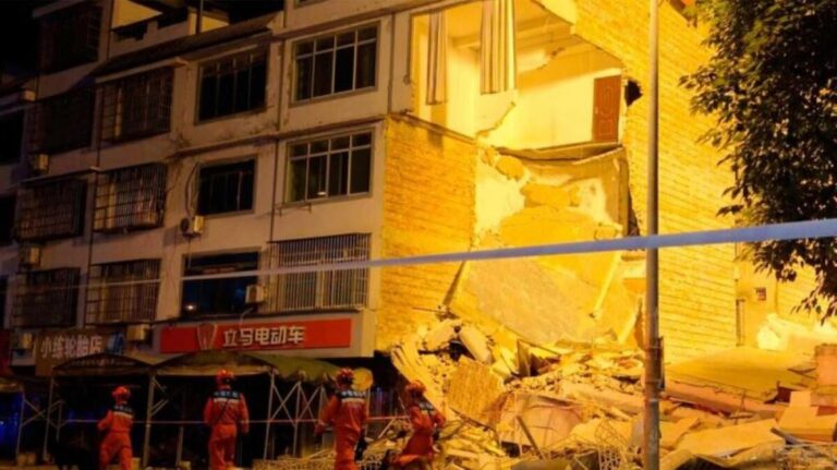 Terremoto en China deja dos muertos y miles de evacuados