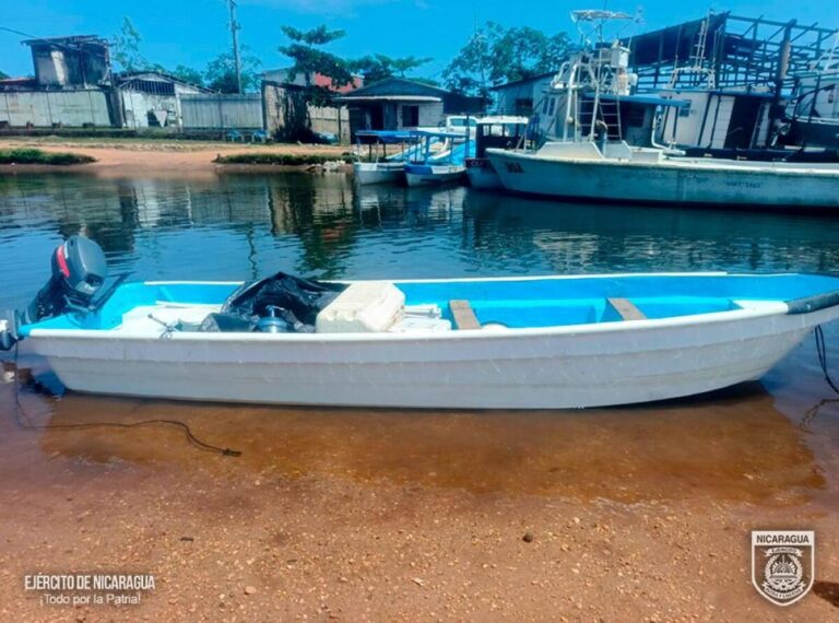 Naval incauta droga y armas en el Caribe Norte