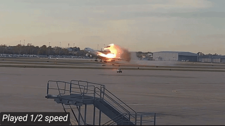 Así se desprendió el motor de un avión en Kentucky