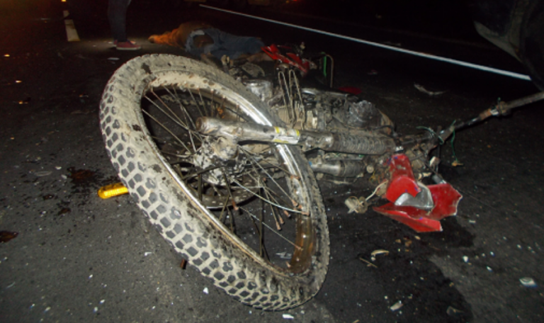 Un muerto y un lesionado deja accidente de motocicleta en La Dalia, Matagalpa