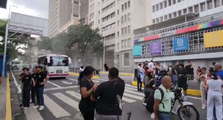 Sismo de 7.1 sacude Caracas y el norte de Venezuela