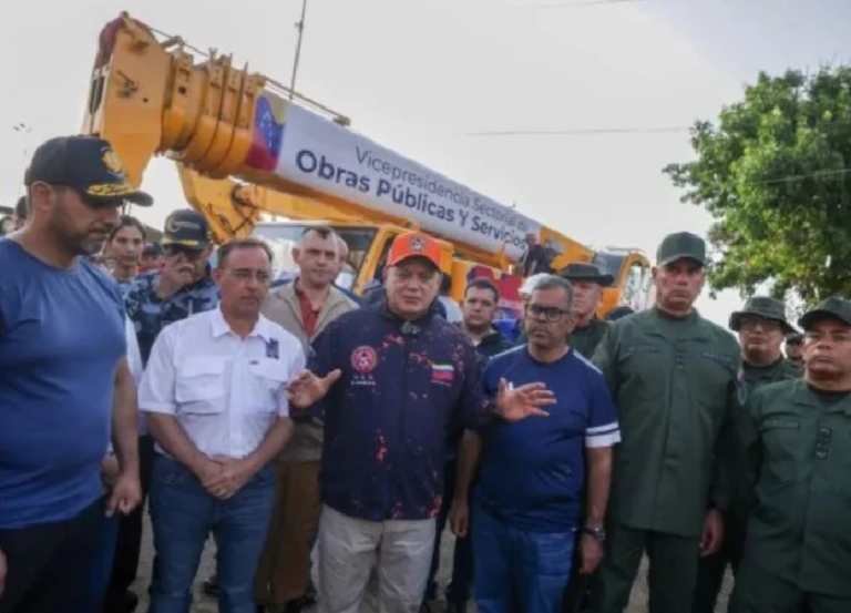 Venezuela activa masivo despliegue cívico-militar de asistencia y rescate en La Guaira tras sismos