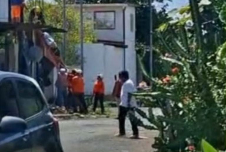 Joven sufre graves quemaduras al recibir potente descarga eléctrica en Praderas de Sandino