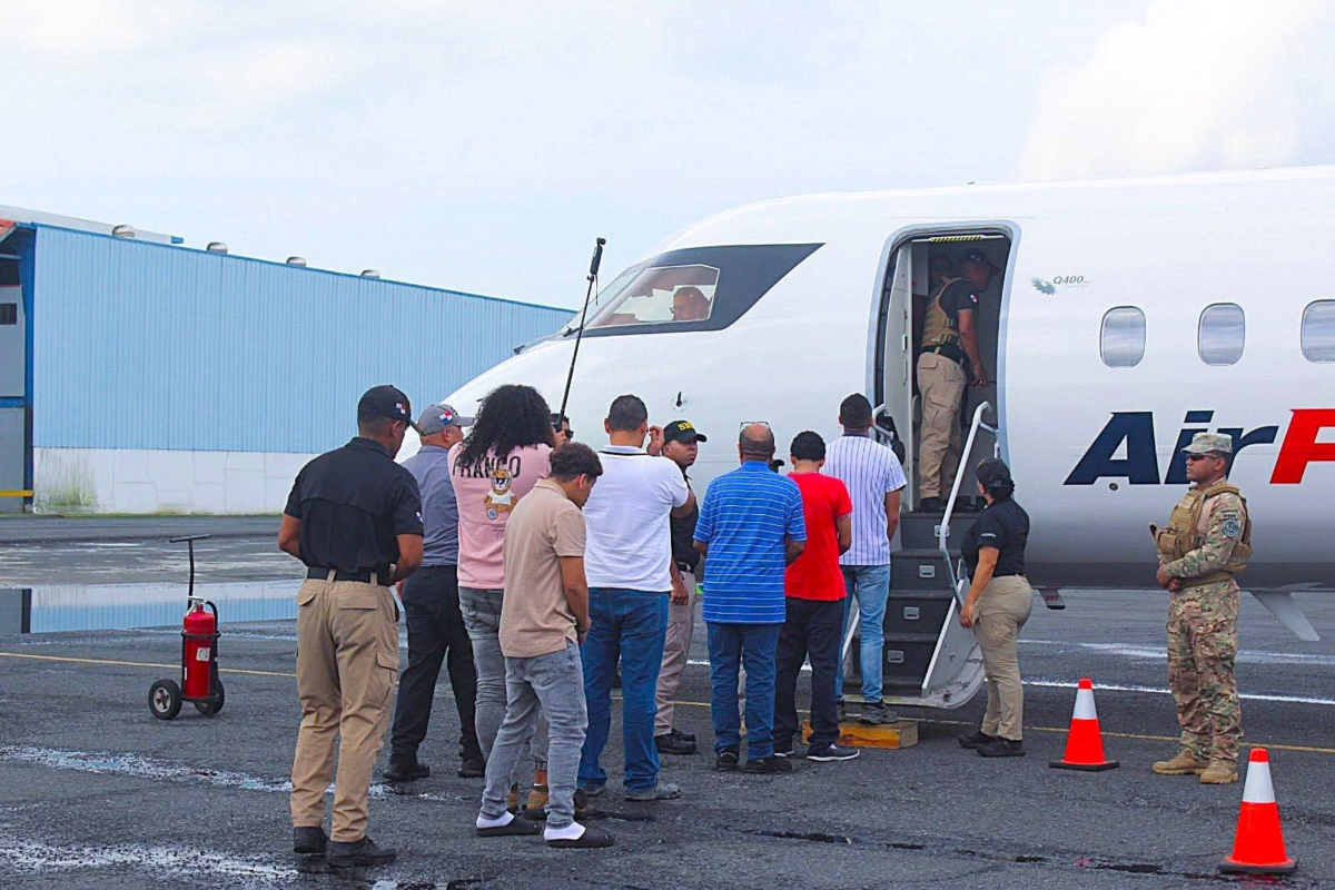 Panamá expulsa 8 nicaragüenses por delitos graves