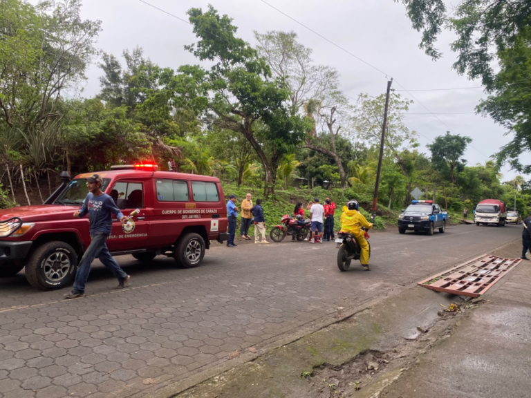 Perro causa aparatoso accidente de tránsito en Jinotepe