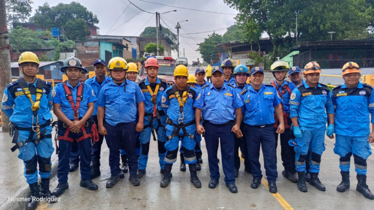 Bomberos Unidos fortalecen capacidades de respuesta ante incendios