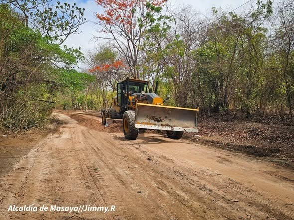 Arranca adoquinado de 1.2 km de calle en comunidad San Blass, Masaya