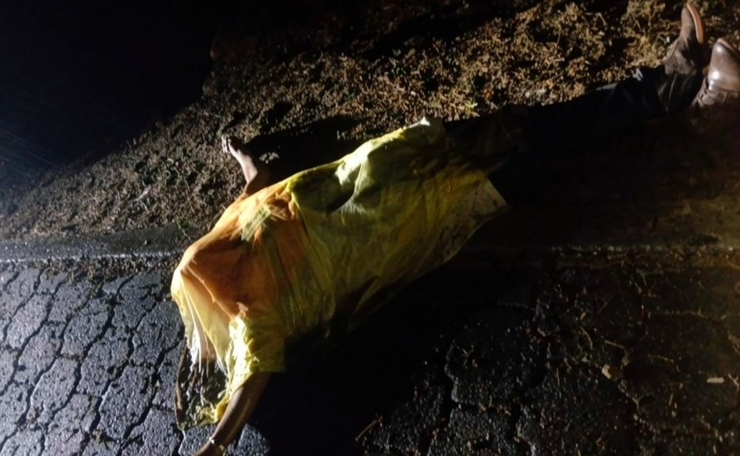 Cárdenas: muere motociclista al caer a alcantarilla