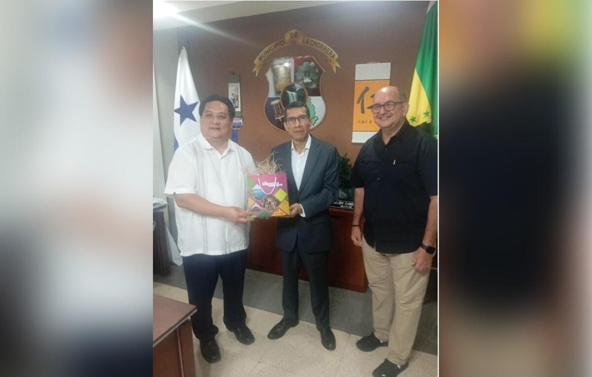 La Chorrera 300,000 habitantes recibe al embajador de Nicaragua