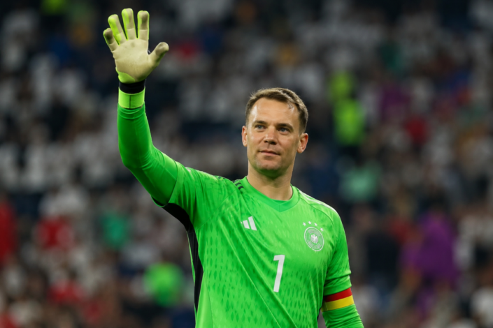 Neuer rompe récord con 21 partidos mundialistas