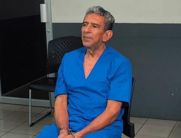 Remiten a Audiencia Inicial a hombre que causó accidente mortal en carretera Vieja a León