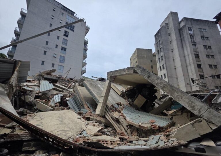 Se reportan más de 160 fallecidos y 900 heridos tras terremotos en Venezuela