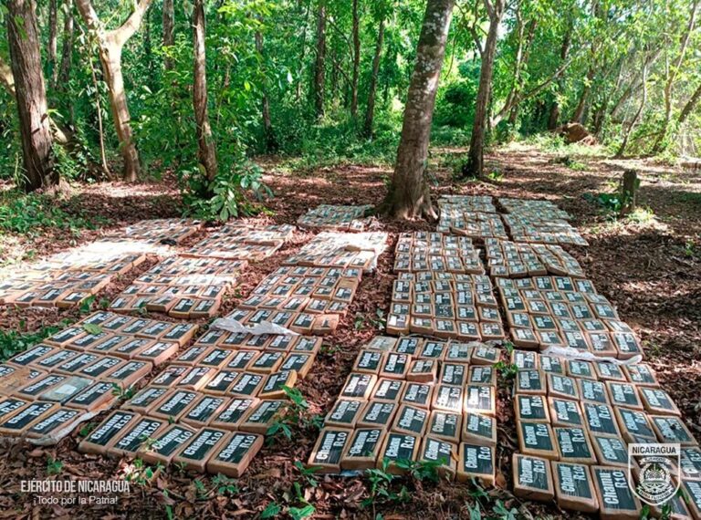 Ejército de Nicaragua incauta 475 paquetes de cocaína en Río San Juan