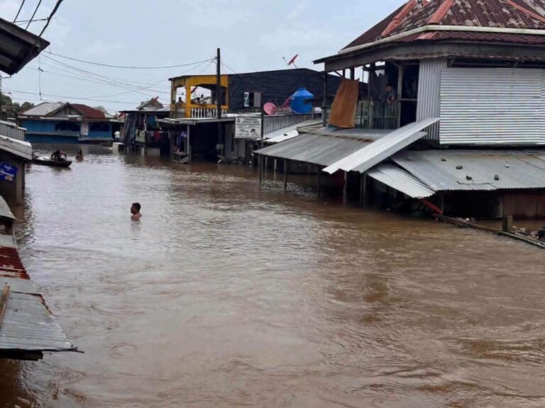 Lluvias en Prinzapolka dejan 1,513 evacuados y 376 casas anegadas