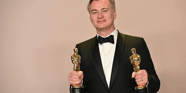 Nace Christopher Nolan