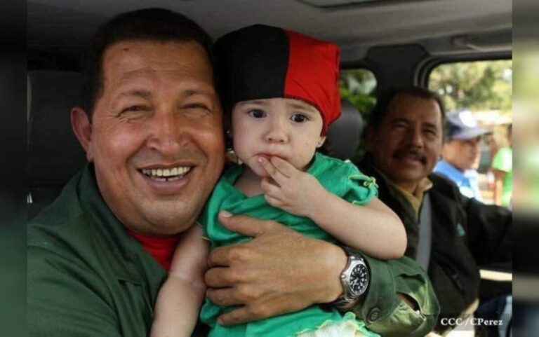 Copresidenta Rosario Murillo recuerda el natalicio 72 del Comandante Hugo Chávez