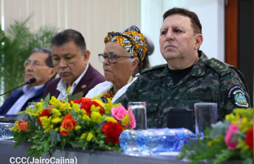 General Julio César Avilés
Jefe del Ejército de Nicaragua durante el Proceso de Consulta a la Iniciativa de Reforma a la Constitución Política