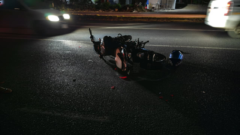 Silvio Aburto y otro joven lesionados en choque de motos en León