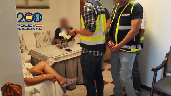 España desarticula red que explotaba a migrantes nicaragüenses en Málaga
