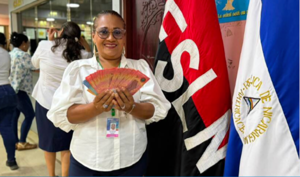 Servidores Públicos de Nicaragua reciben pago adelantado del mes de agosto